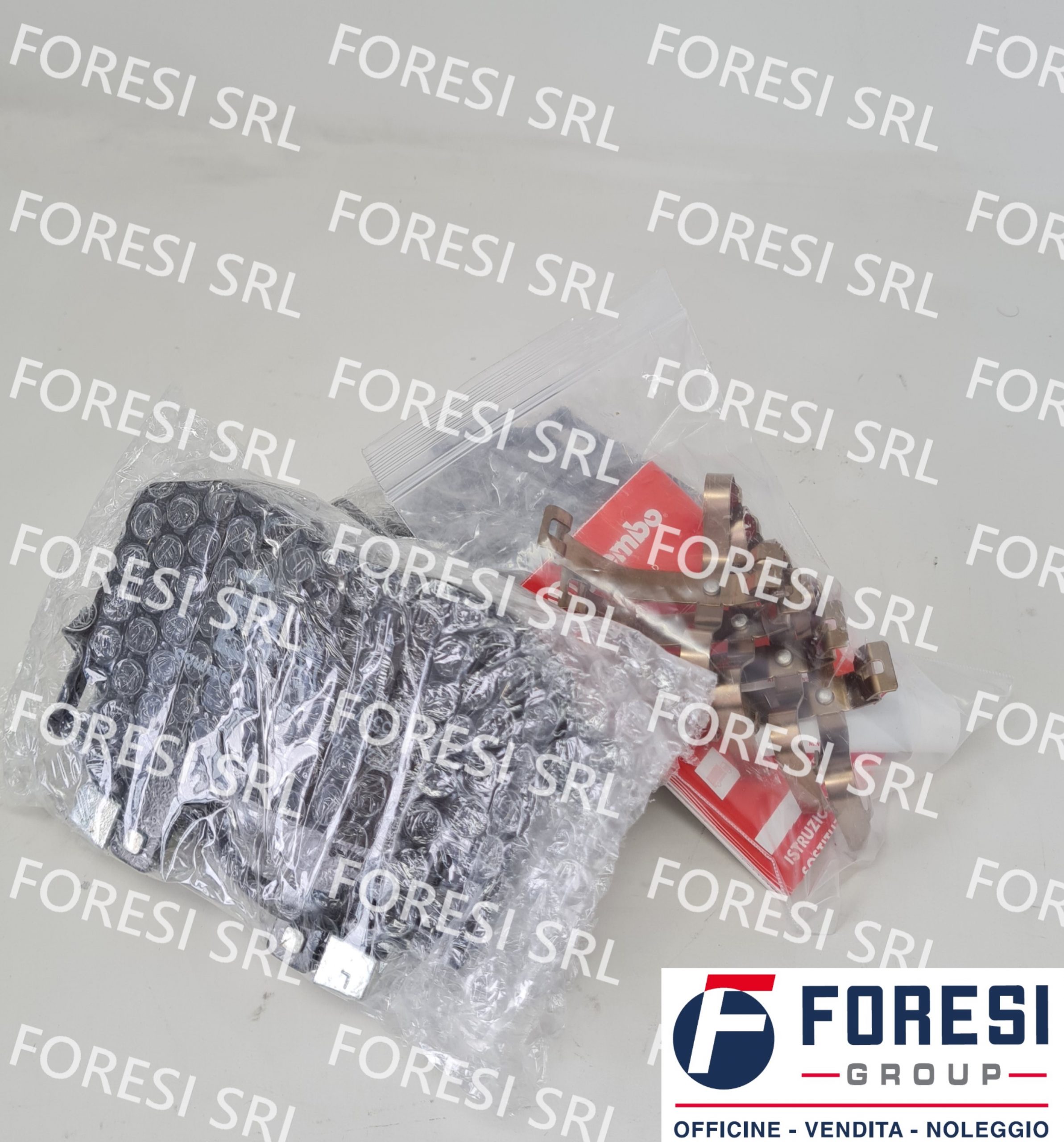 MASERATI: KIT PASTIGLIE FRENO ANT. M182 673011098