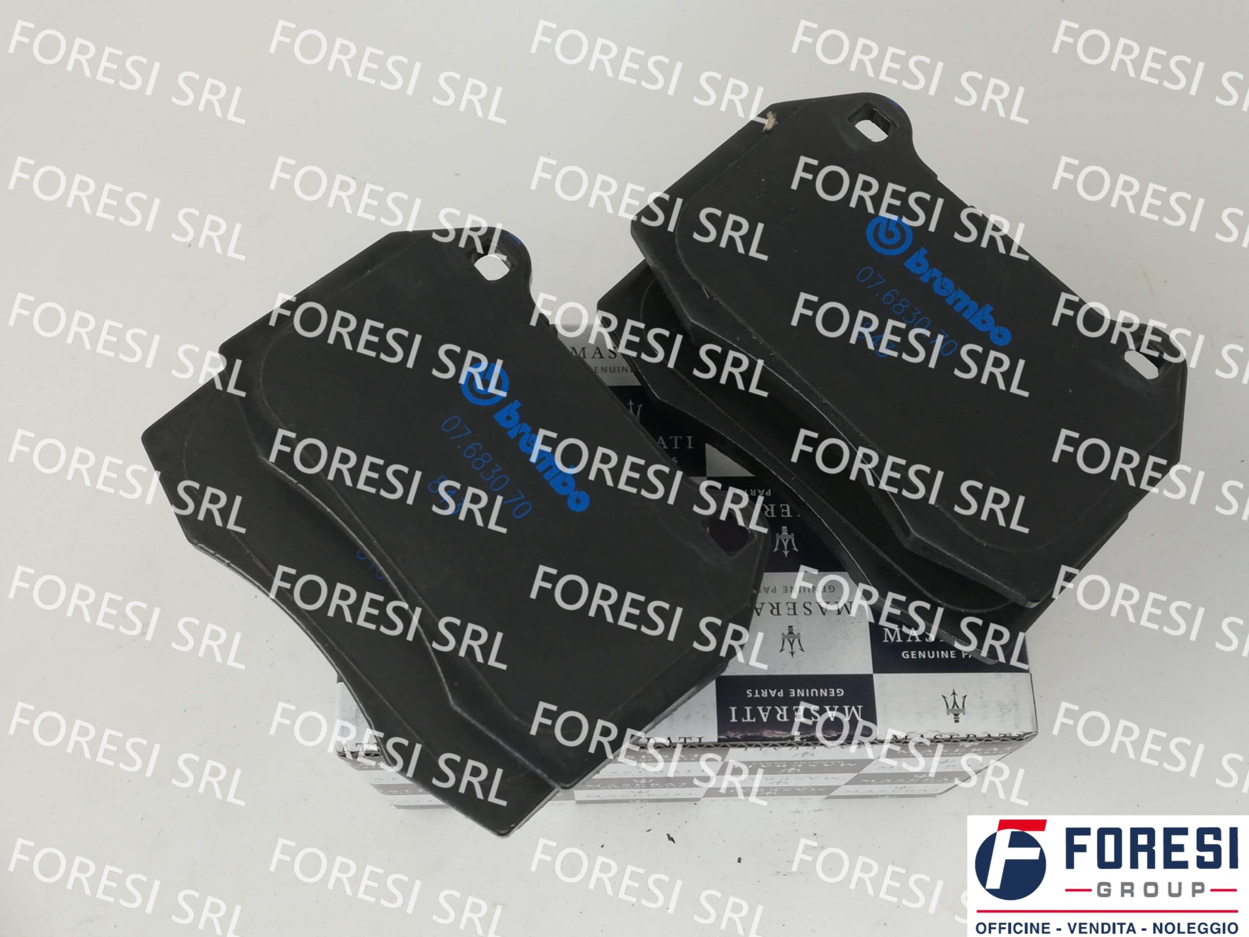 KIT PASTIGLIE FRENI ANTERIORI 380201039