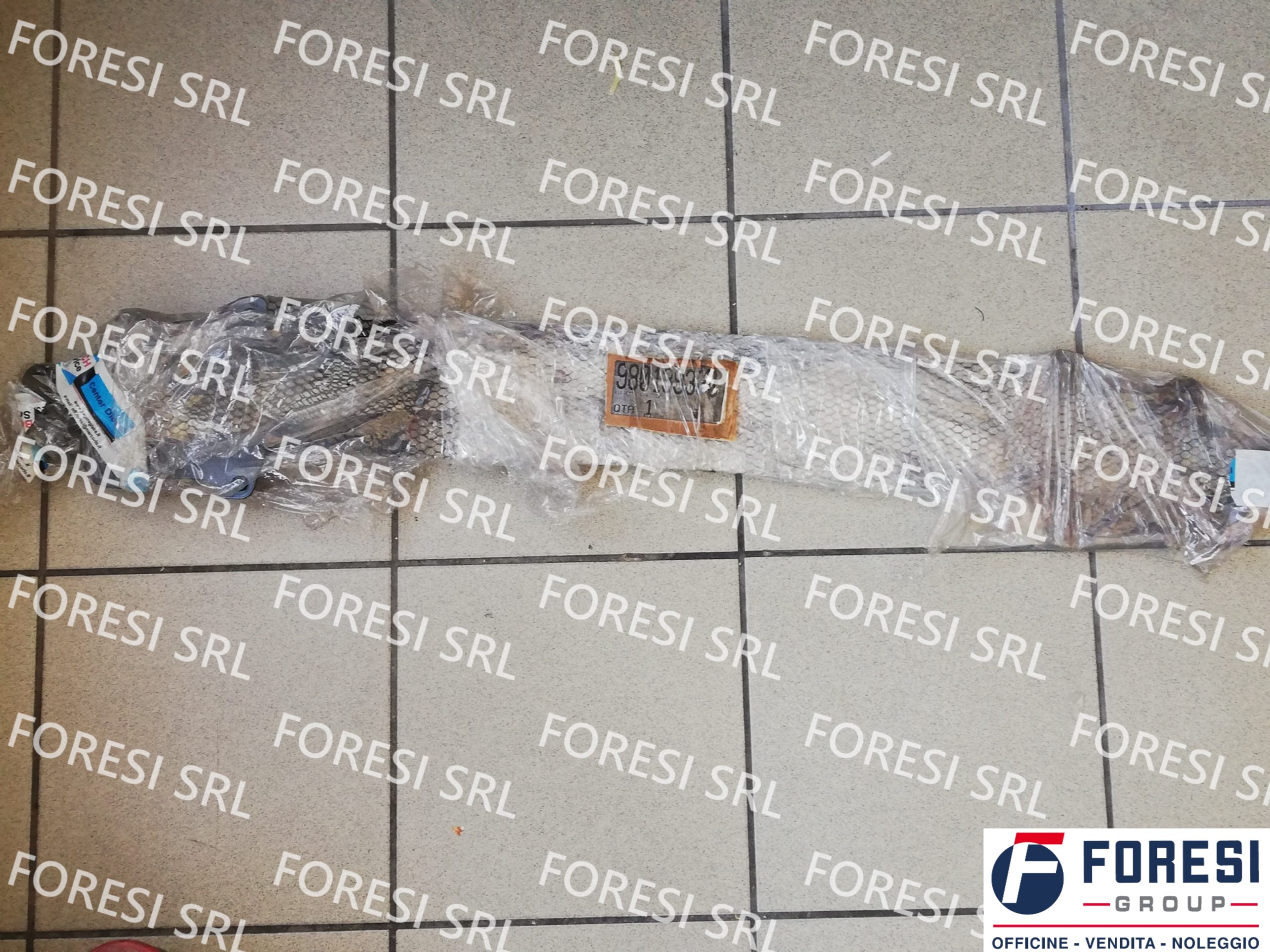 KIT RETI E STAFFE COMPLETO PARAURTI ANTERIORE 980139380